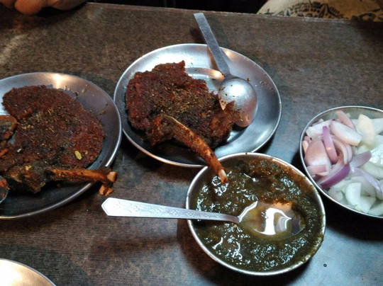 Varpal餐馆和美食-Mohan Singh Meat Shop