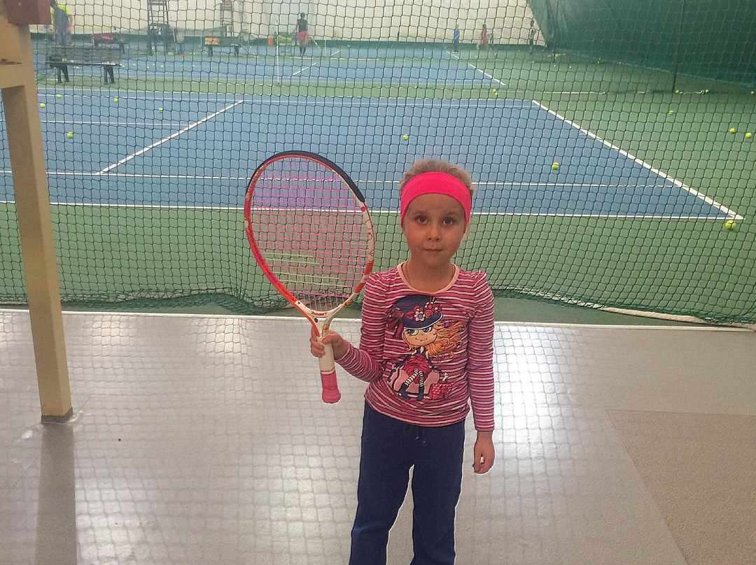 Tennis House-海参崴必去景点