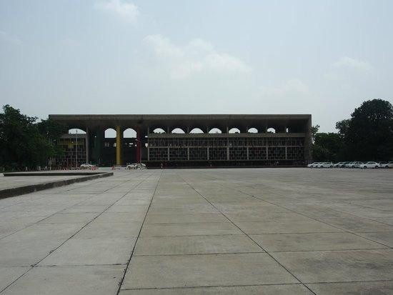 The High Court-昌迪加必去景点