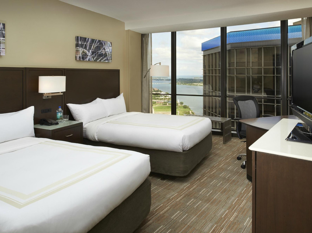 底特律文艺复兴中心万豪酒店