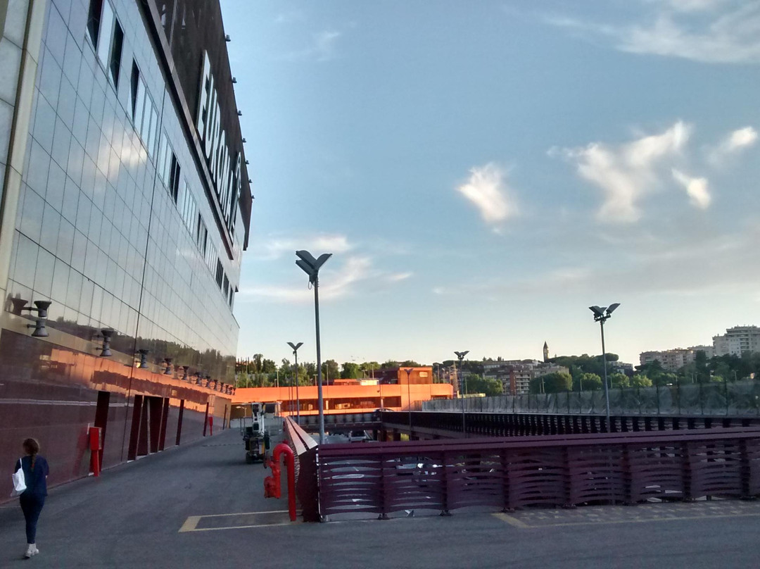 euroma2商业中心-罗马必去景点