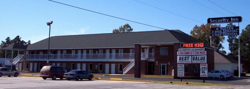 Security Inn & Suites主图