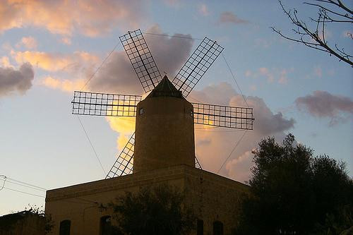 Qala Windmill (Ta ' Randu Windmill)-Qala必去景点