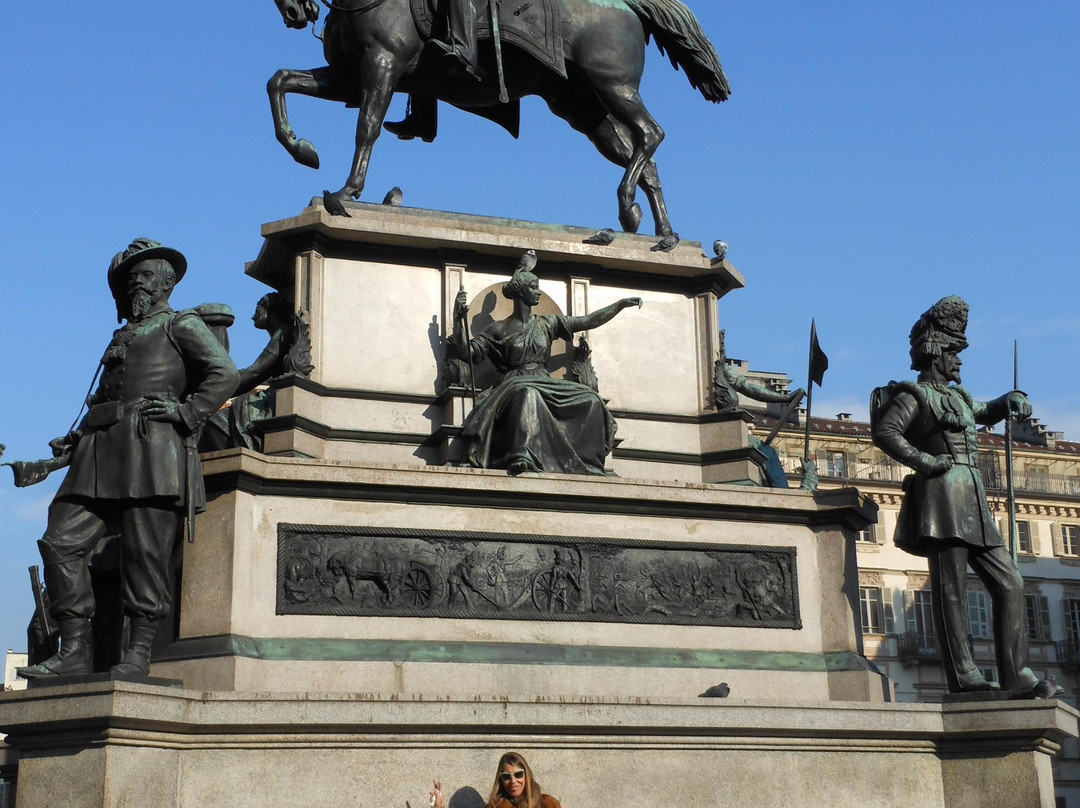Piazza Carlo Alberto-都灵必去景点