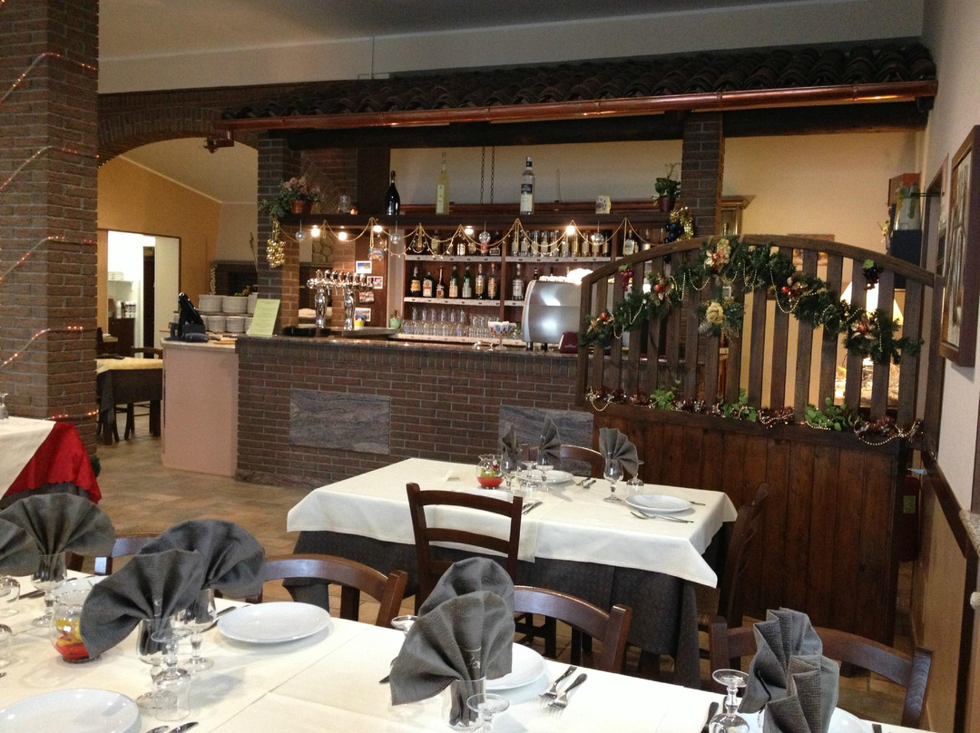 Pancalieri餐馆和美食-Il Grappolo