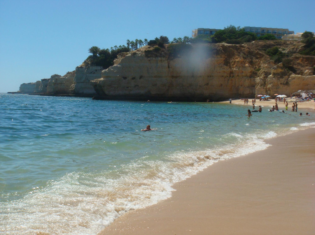 Praia da Cova Redonda景点图片