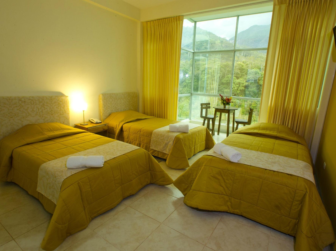 Guizado Portillo Hotel & Suites主图