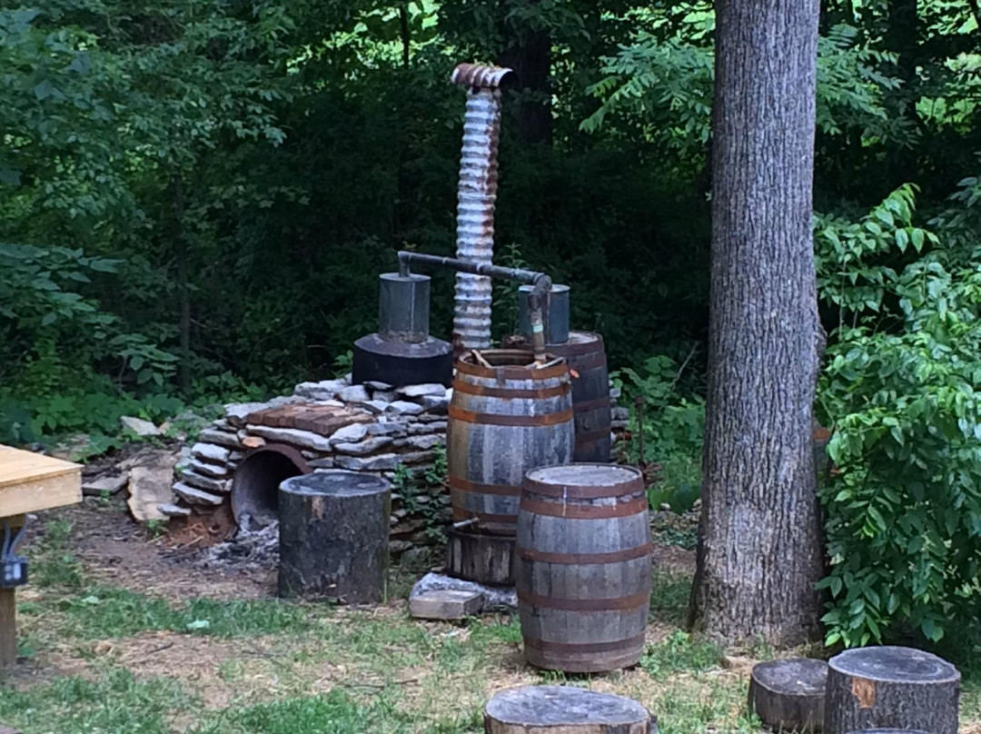 Short Mountain Distillery景点图片
