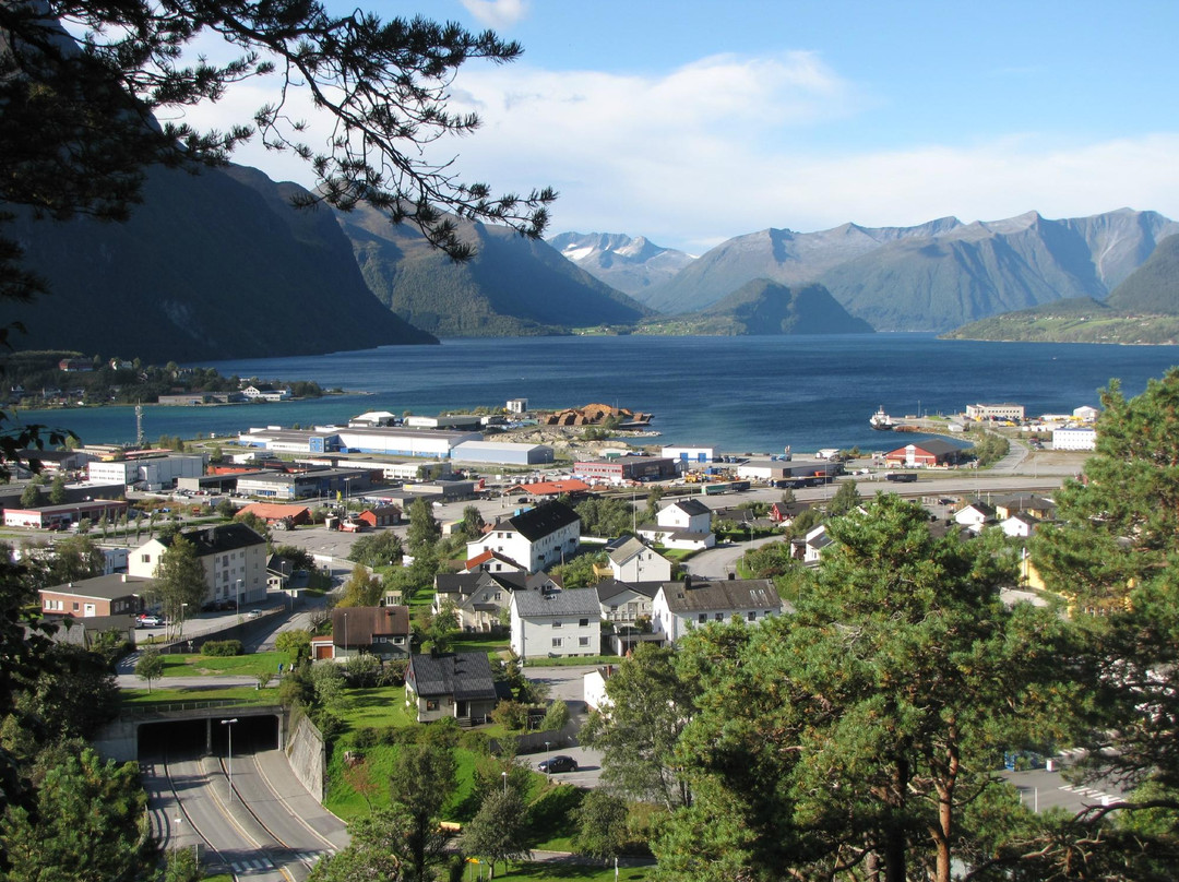 Romsdalseggen-安道尔尼斯必去景点