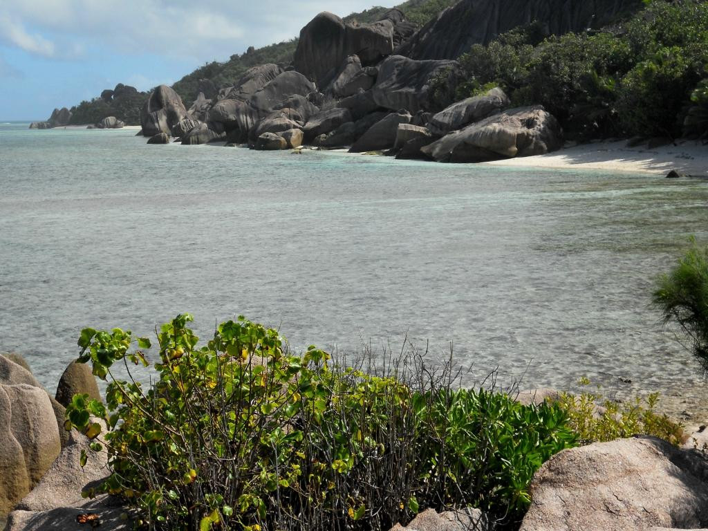 Anse Pierrot Beach-拉迪格岛必去景点