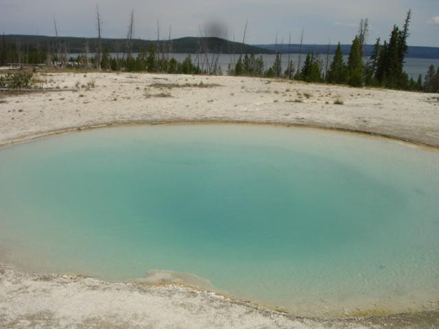 黄石湖-黄石国家公园必去景点