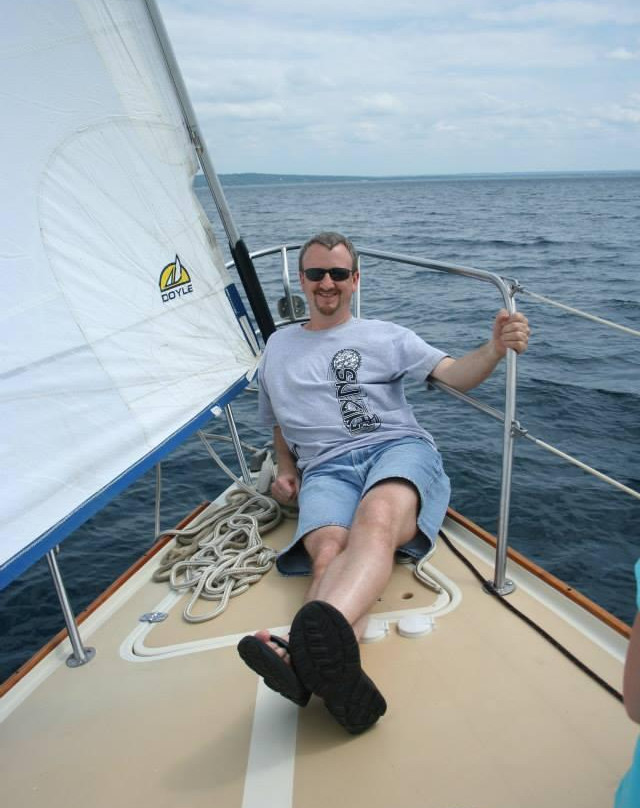 Two Brothers Sailing Adventures-特拉弗斯城必去景点