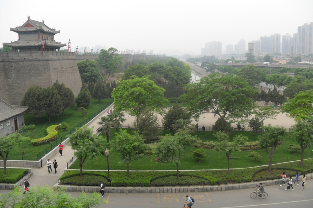 西安城墙-西安市必去景点