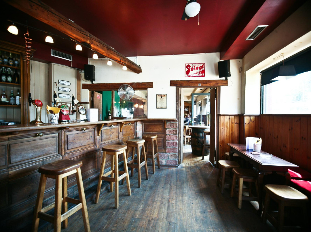 O'Connor's Old Oak Pub
