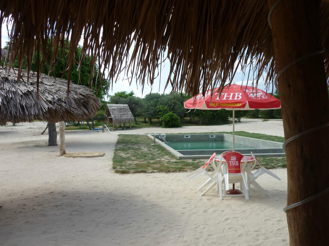 Le Caliente Beach主图
