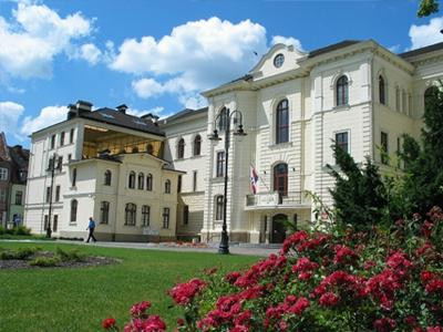 City Hall-比得哥什必去景点