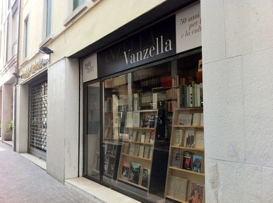 Giuseppe Vanzella Antiquario-特雷维索必去景点
