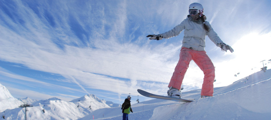 Madness Snowboard School景点图片