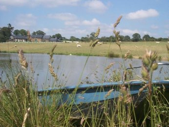 奥尔奈酒店主图