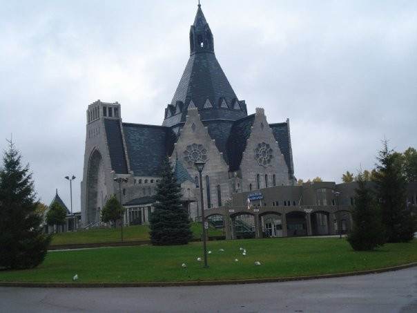 Sanctuaire Notre-Dame-du-Cap景点图片