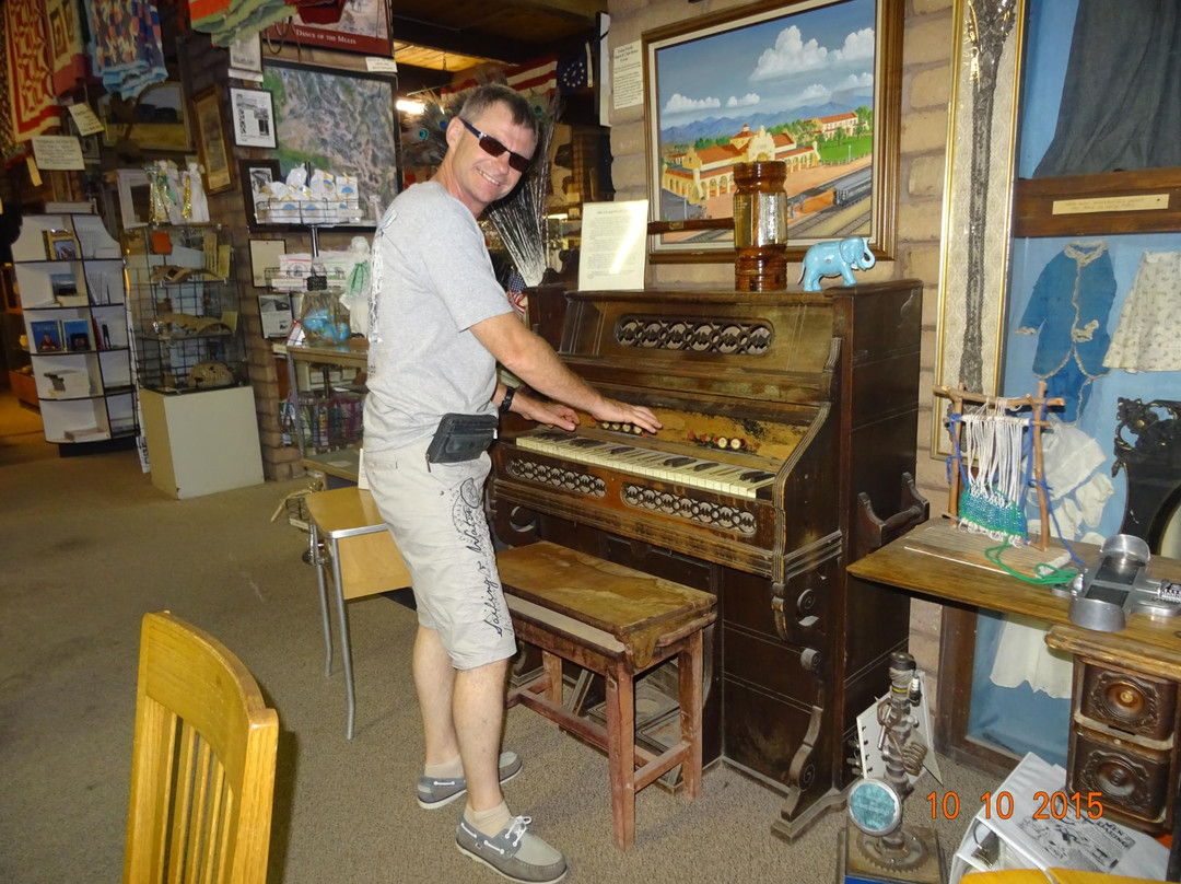 Mojave River Valley Museum-巴斯托必去景点