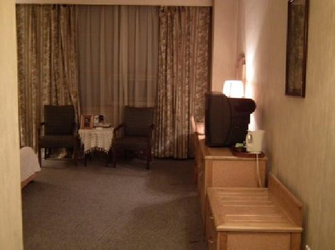 新时代马瑞卡酒店主图