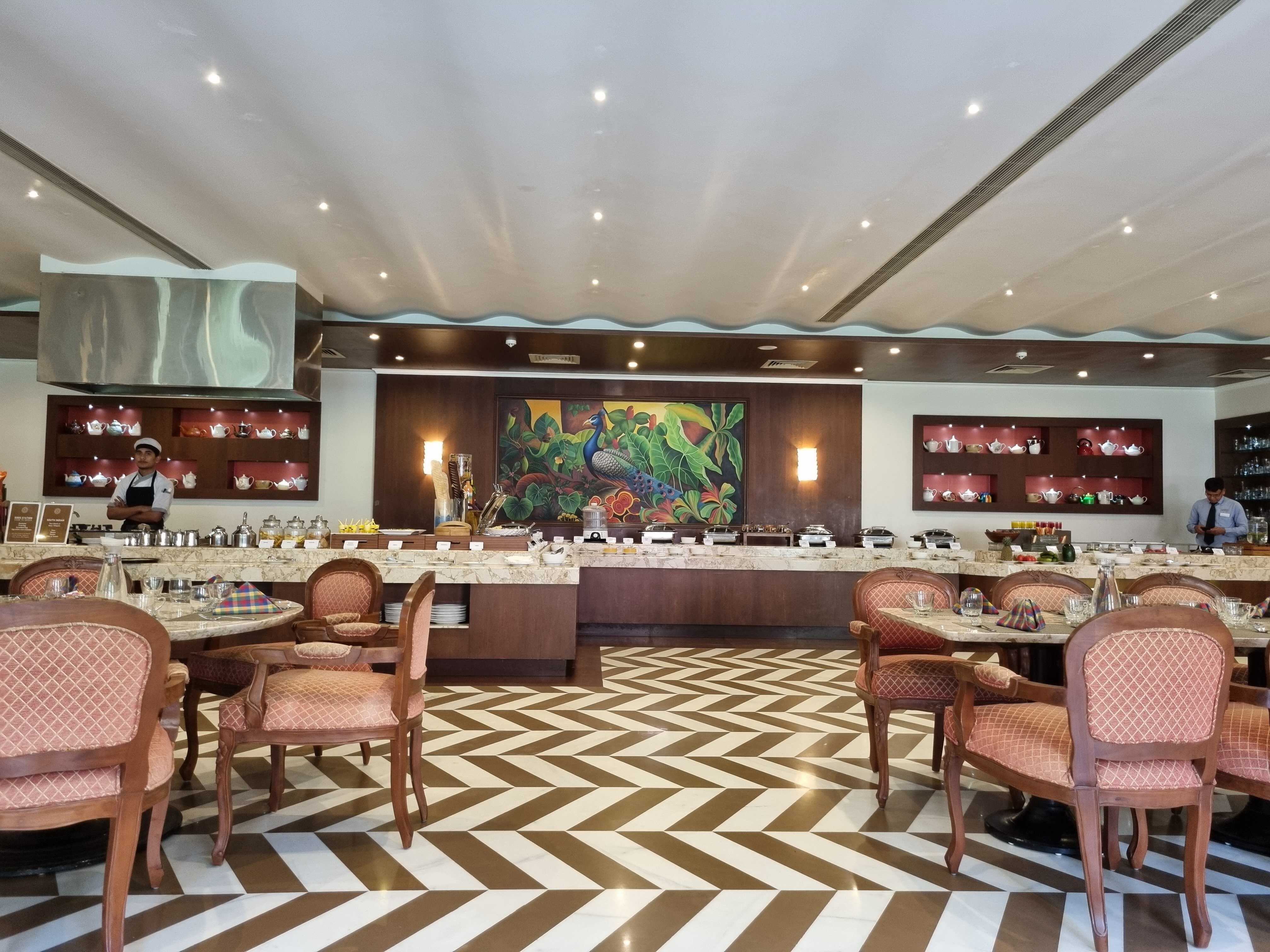 Regency Lagoon Resort & Convention-餐饮