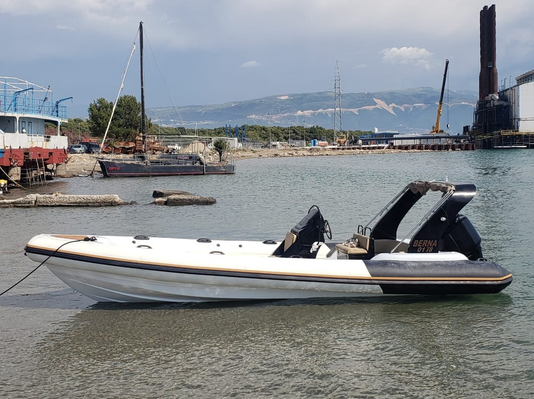 Karaburun-Sazan National Marine Park景点图片