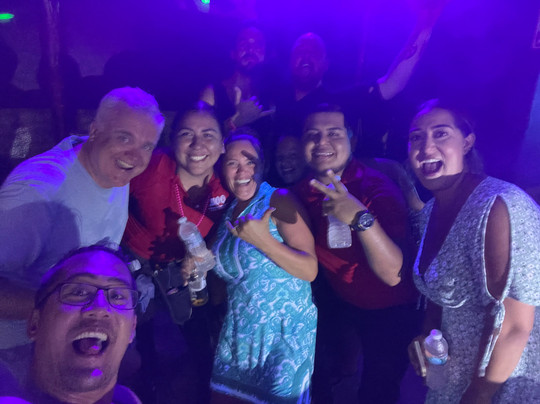 Zoo Bar-瓦拉塔港必去景点