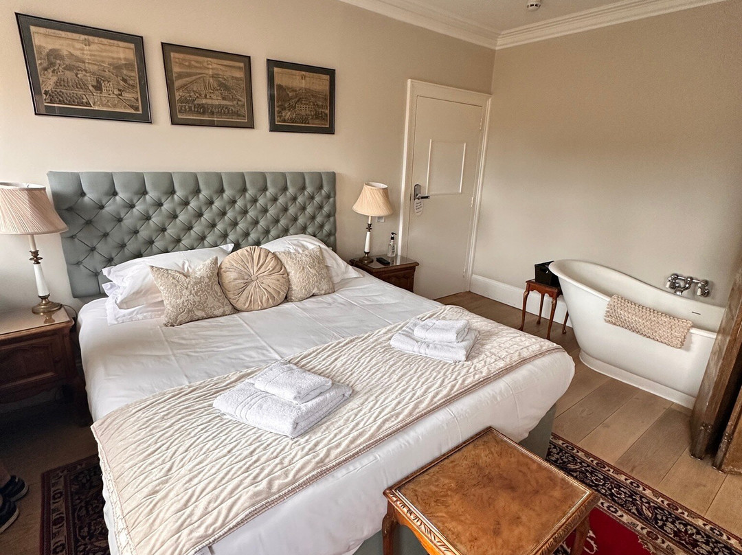 Victoria House主图