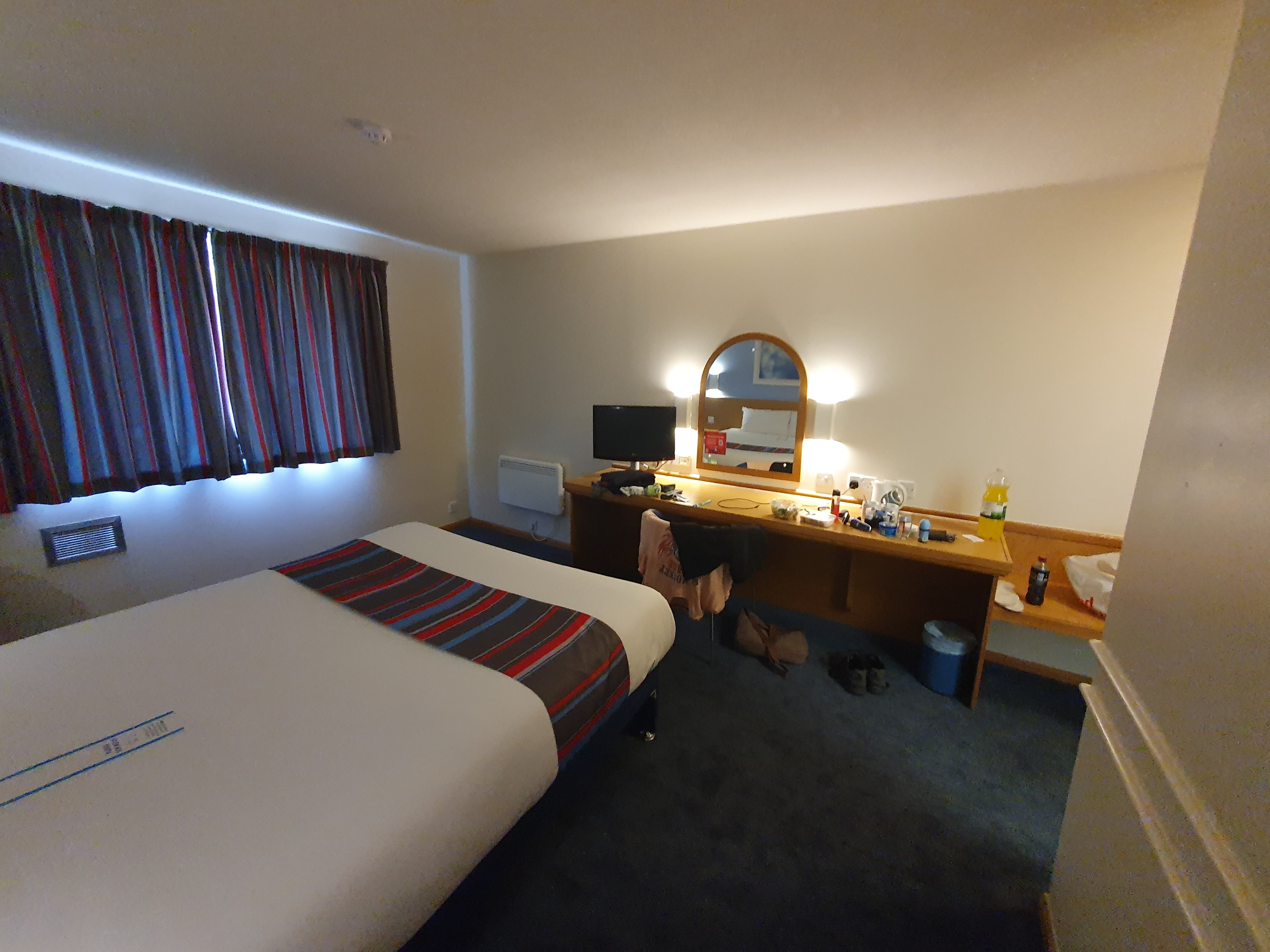 Travelodge Stafford M6-客卧