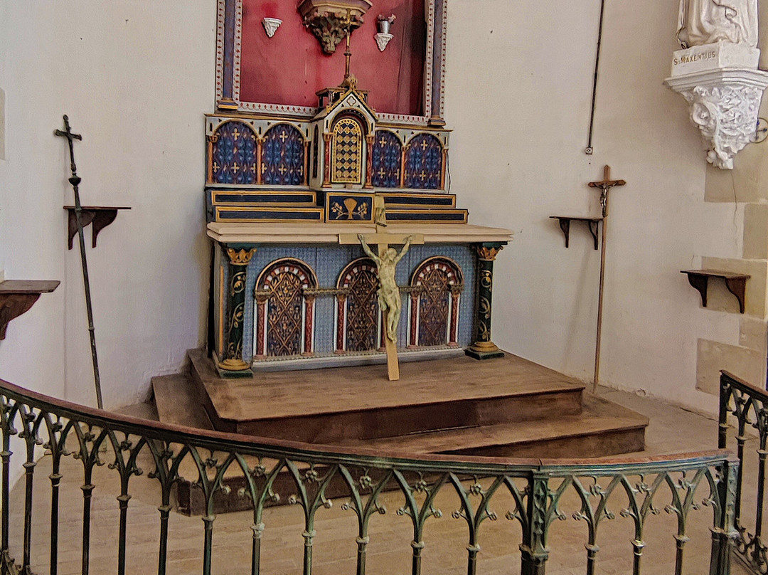 L’église Saint-Fulbert-et- Saint-Maixent景点图片