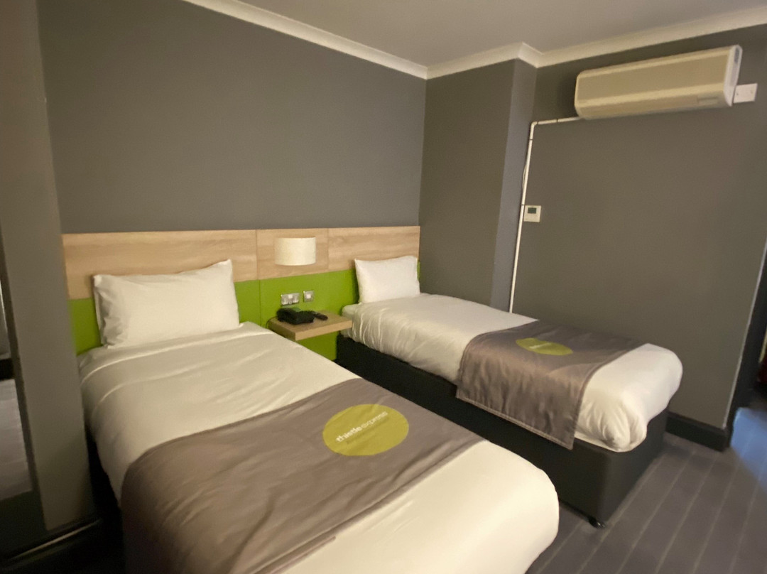 Thistle Express London Luton主图