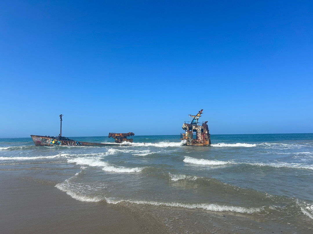 Yicel Shipwreck景点图片