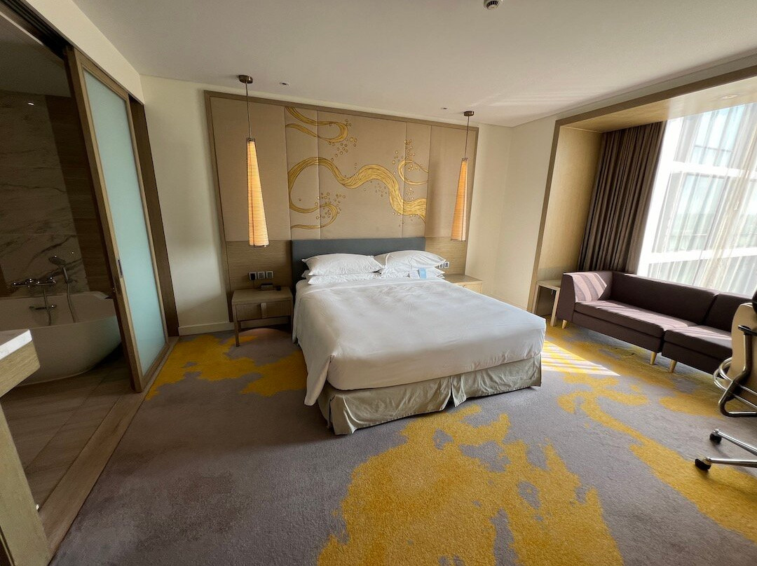 Crowne Plaza Vientiane, an IHG Hotel主图
