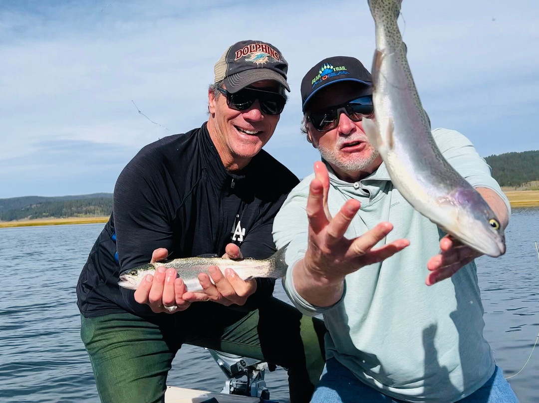 Angler's Lodge主图