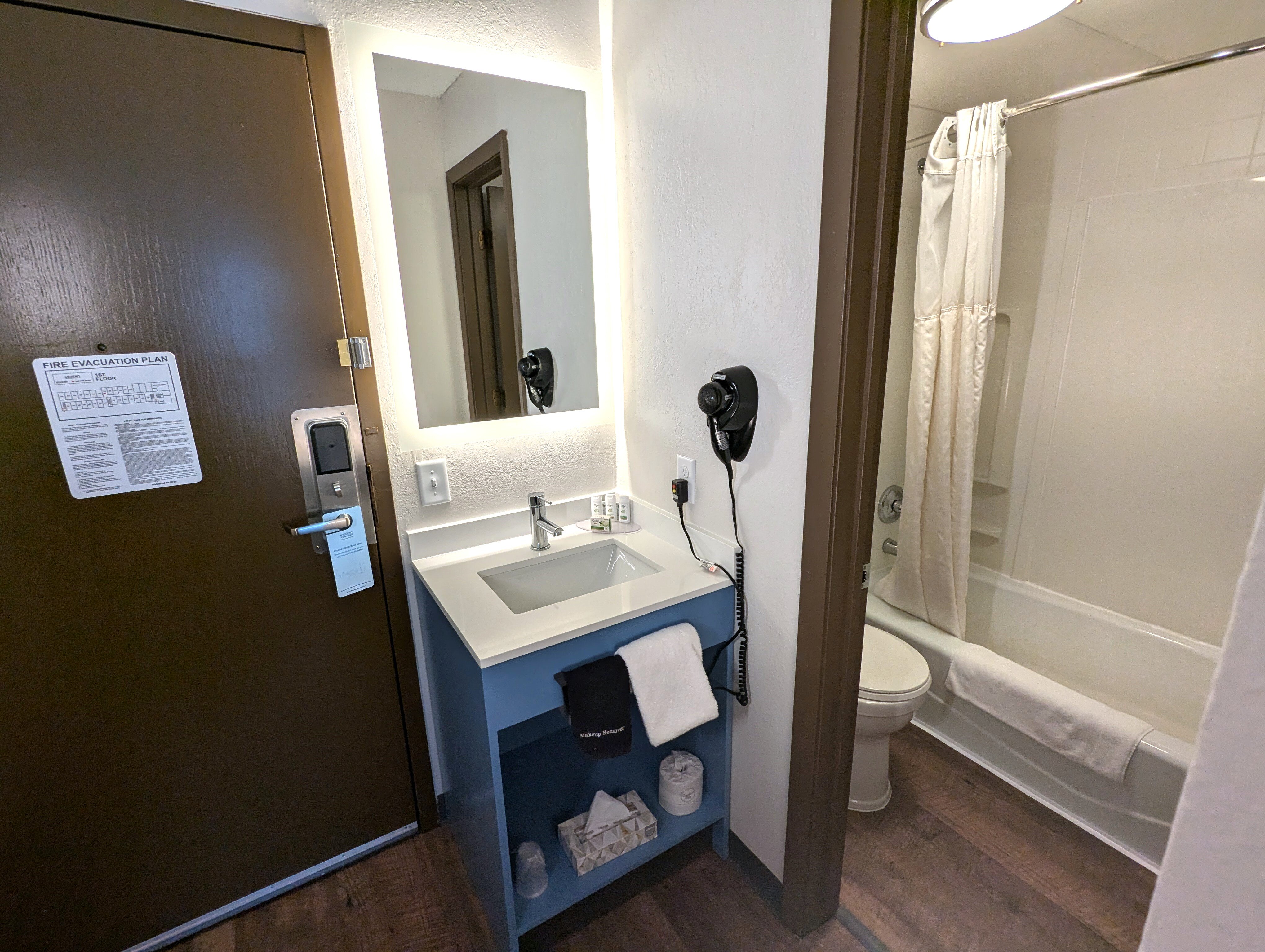 Americinn By Wyndham Baxter Brainerd-浴室