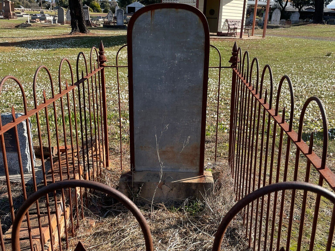 Rushworth Cemetery-拉什沃思必去景点