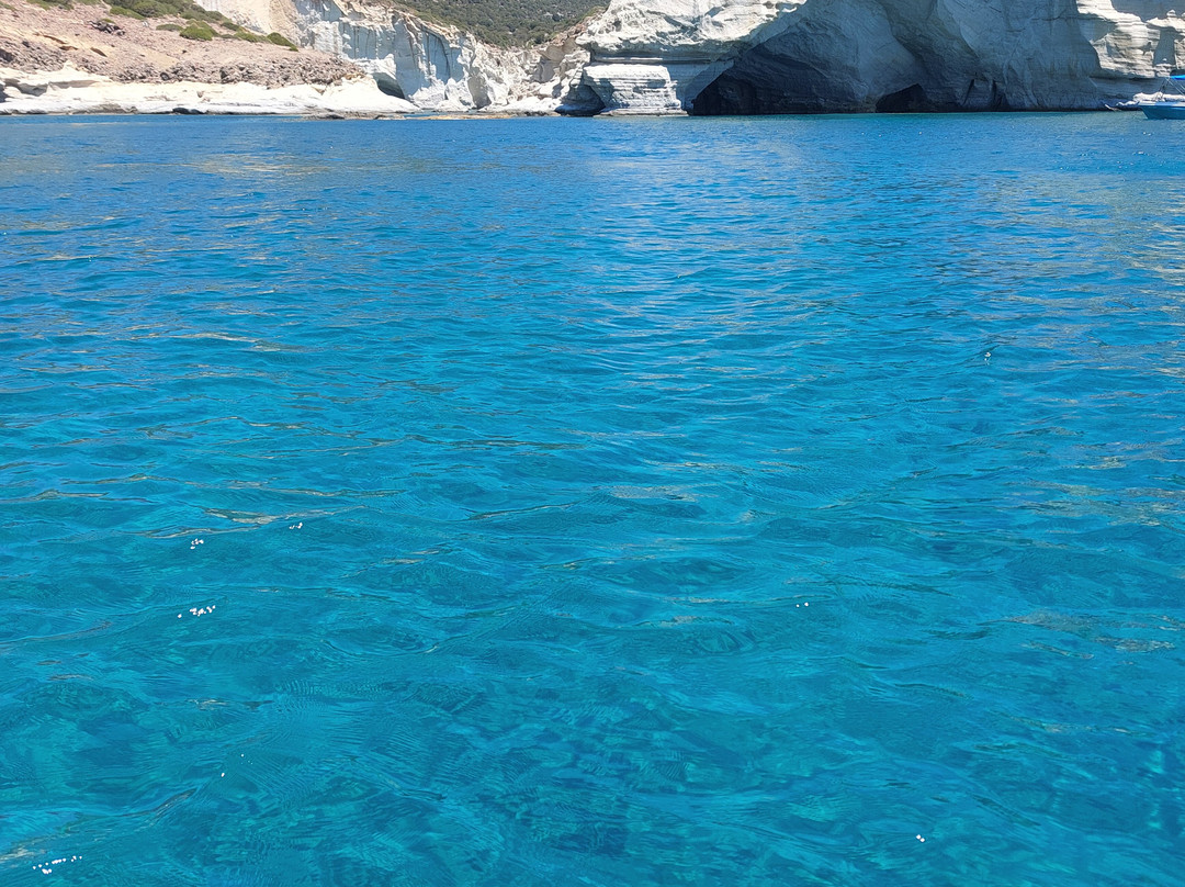 Kalogries Beach-米洛斯岛必去景点