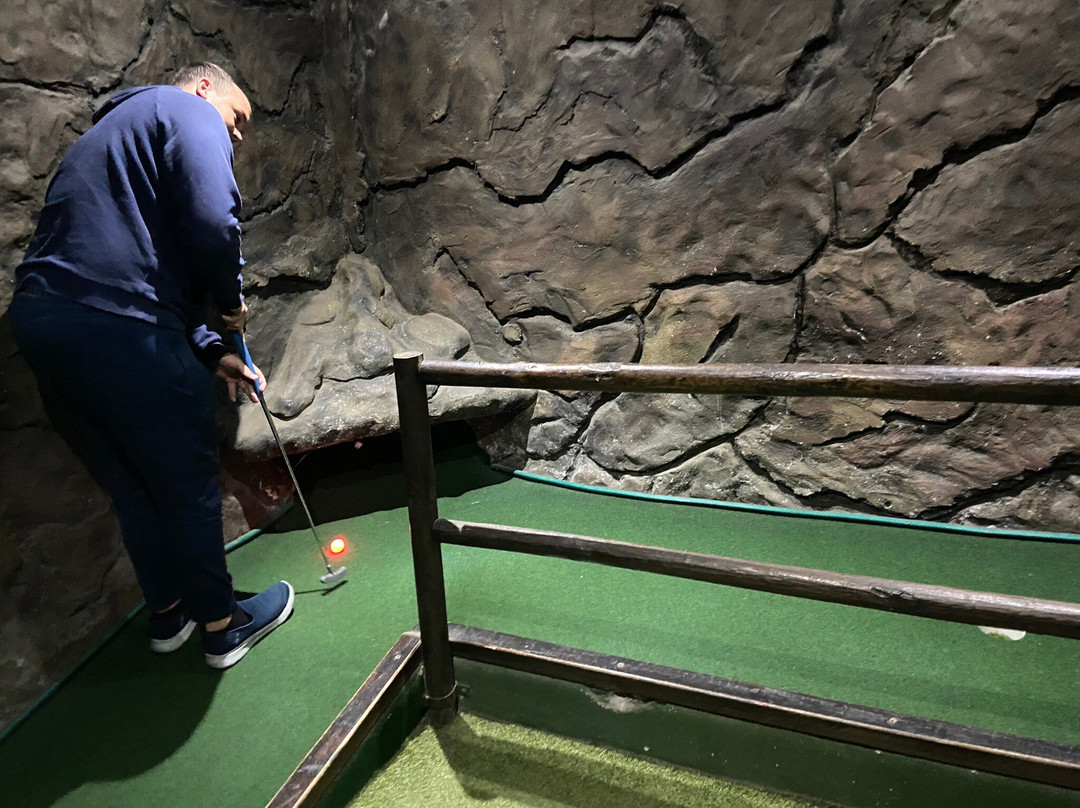 Scratch Patch & Mineral World-西门镇必去景点