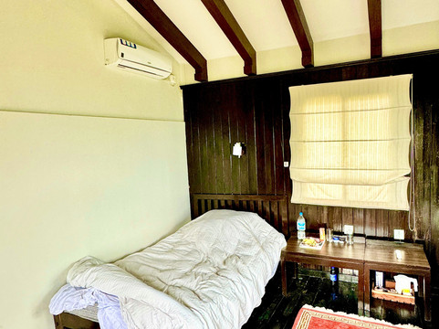 拉尼班静修处主图