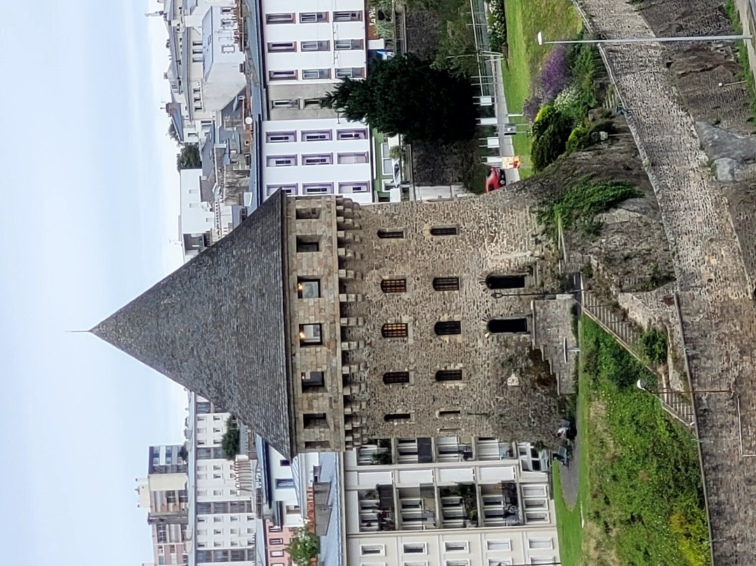 Tour de la Motte Tanguy-布列斯特必去景点