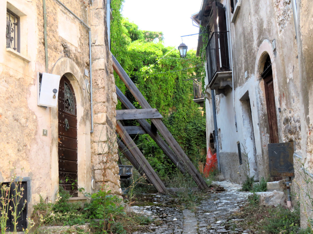Borgo di Carapelle Calvisio景点图片