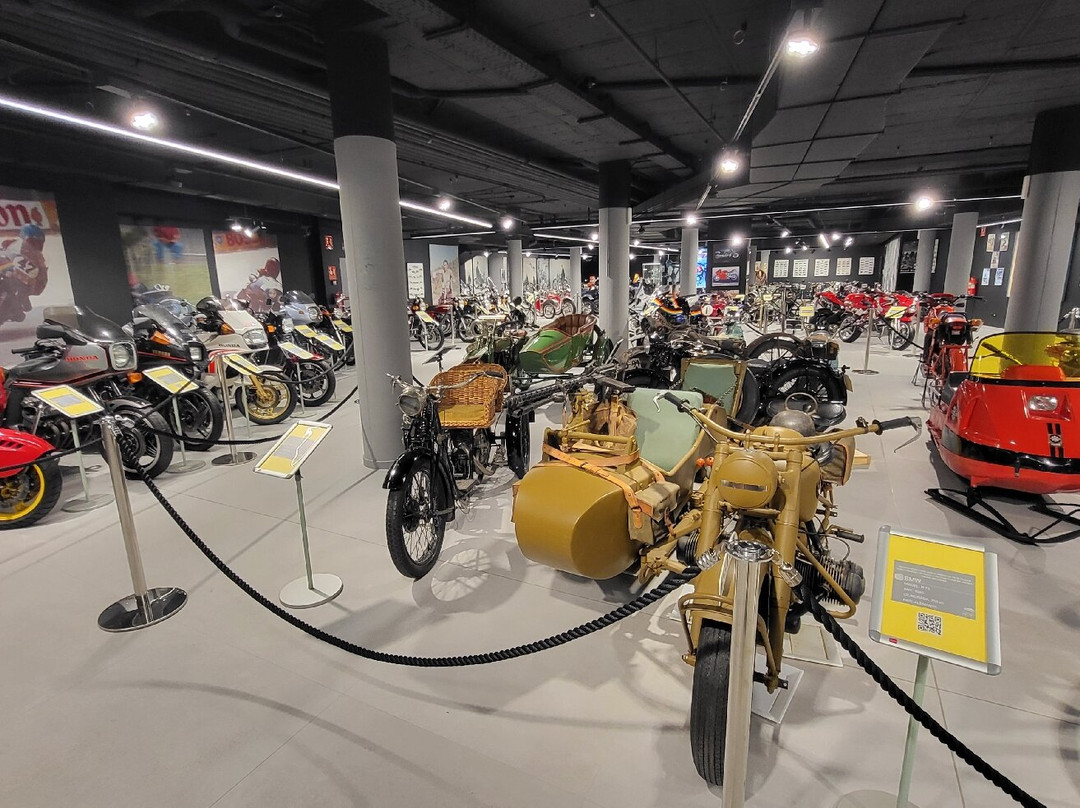 Museo de la Moto-Canillo必去景点