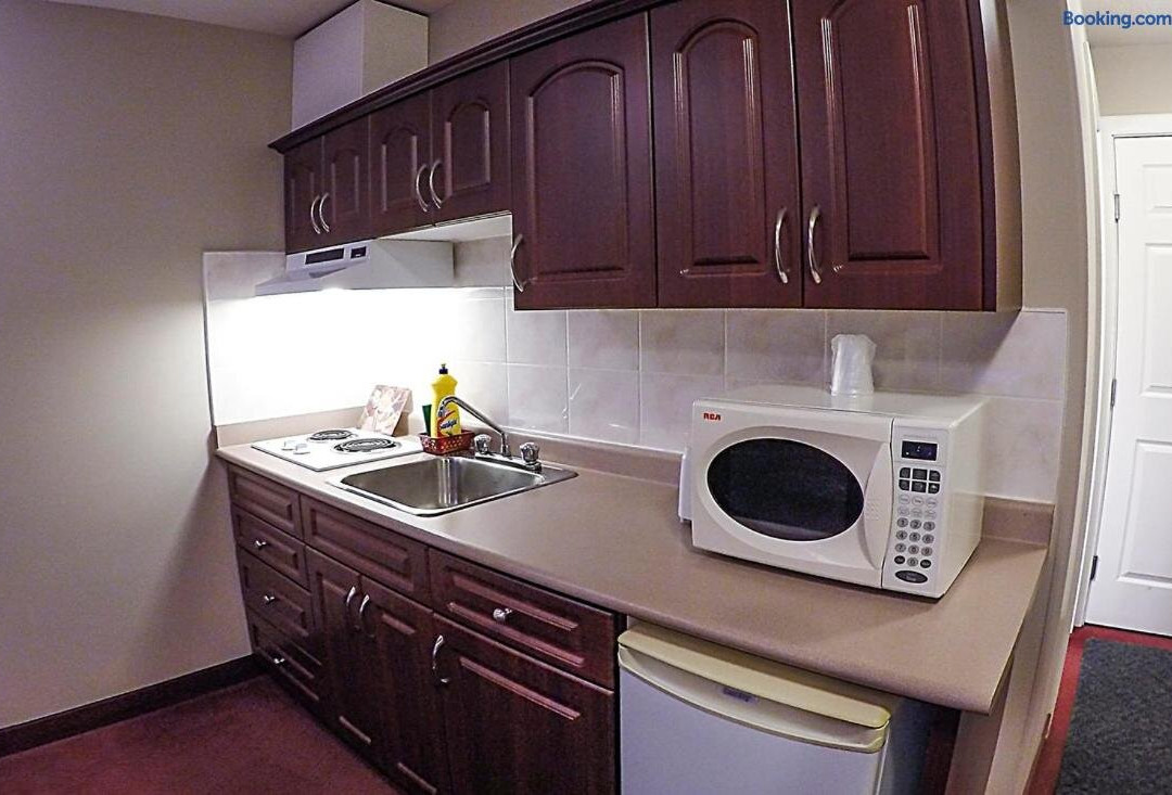 Breton酒店住宿-Westwood Inn