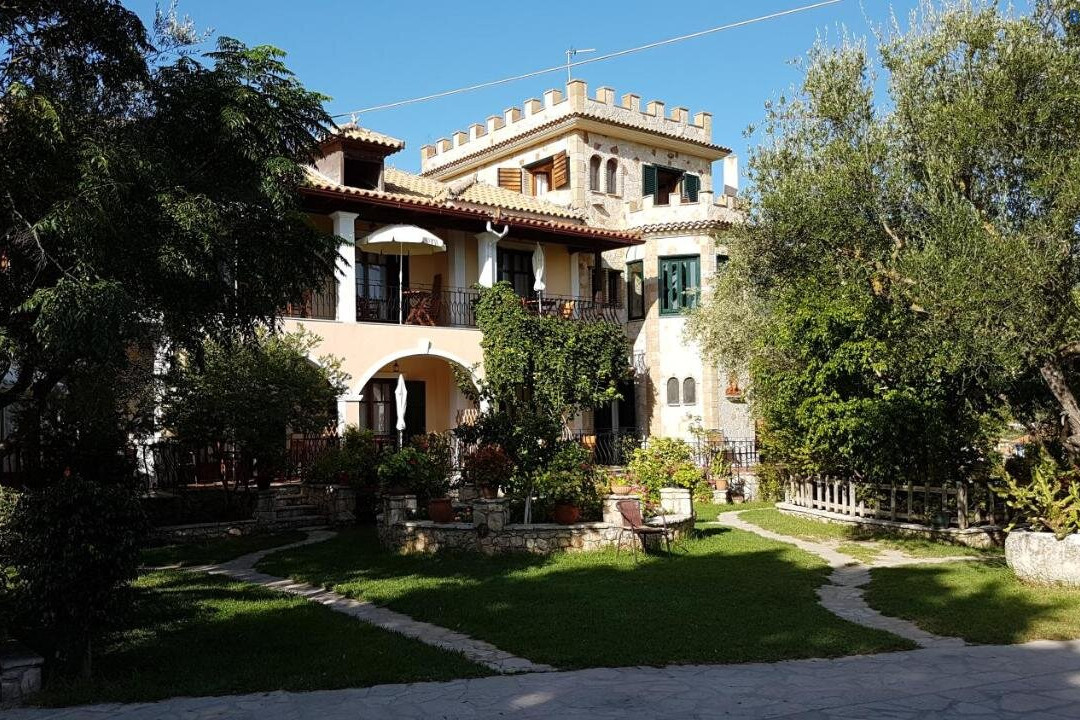 Castello Bellos Studios