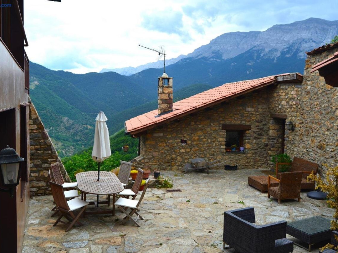 Casa Rural Al Prineu
