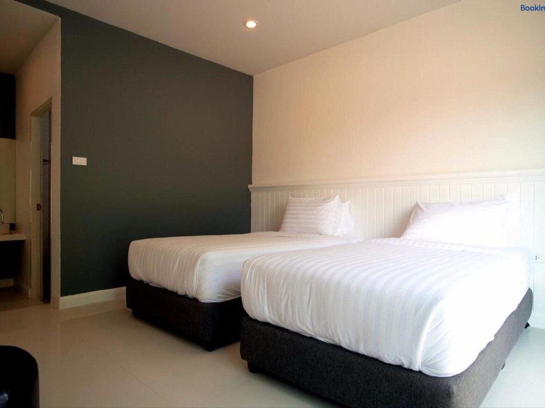 Bhive Hotel