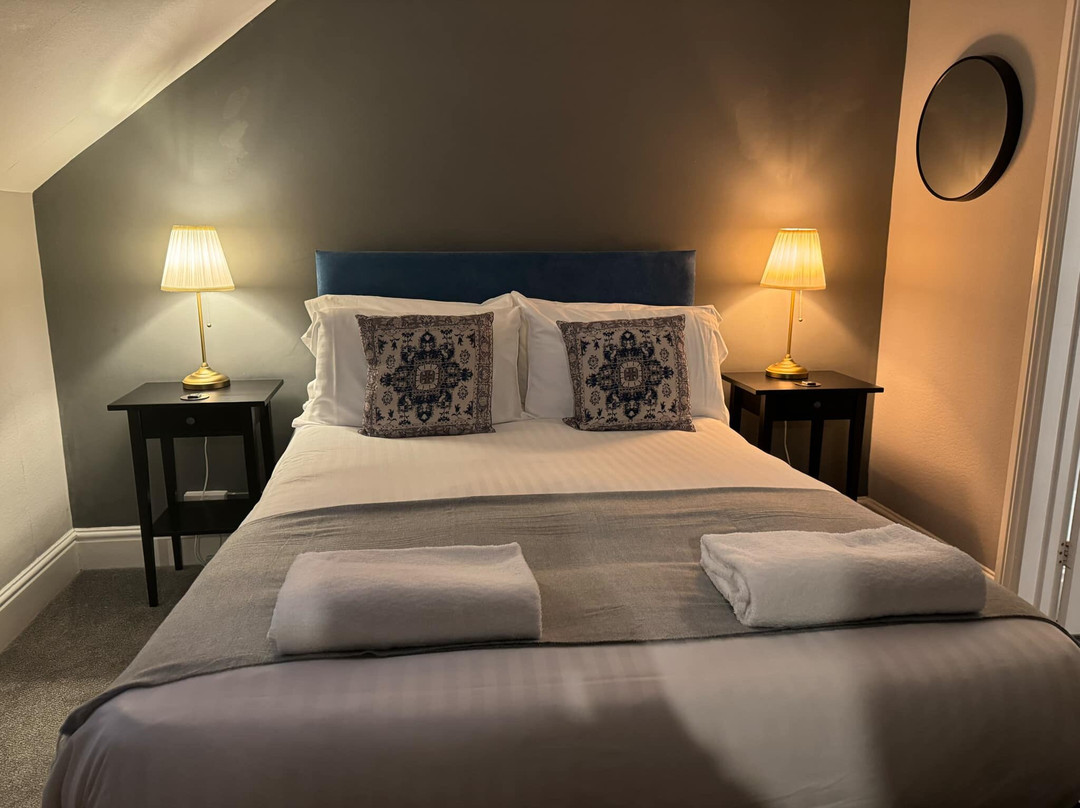 The Fountain Inn And Riverside Restaurant主图