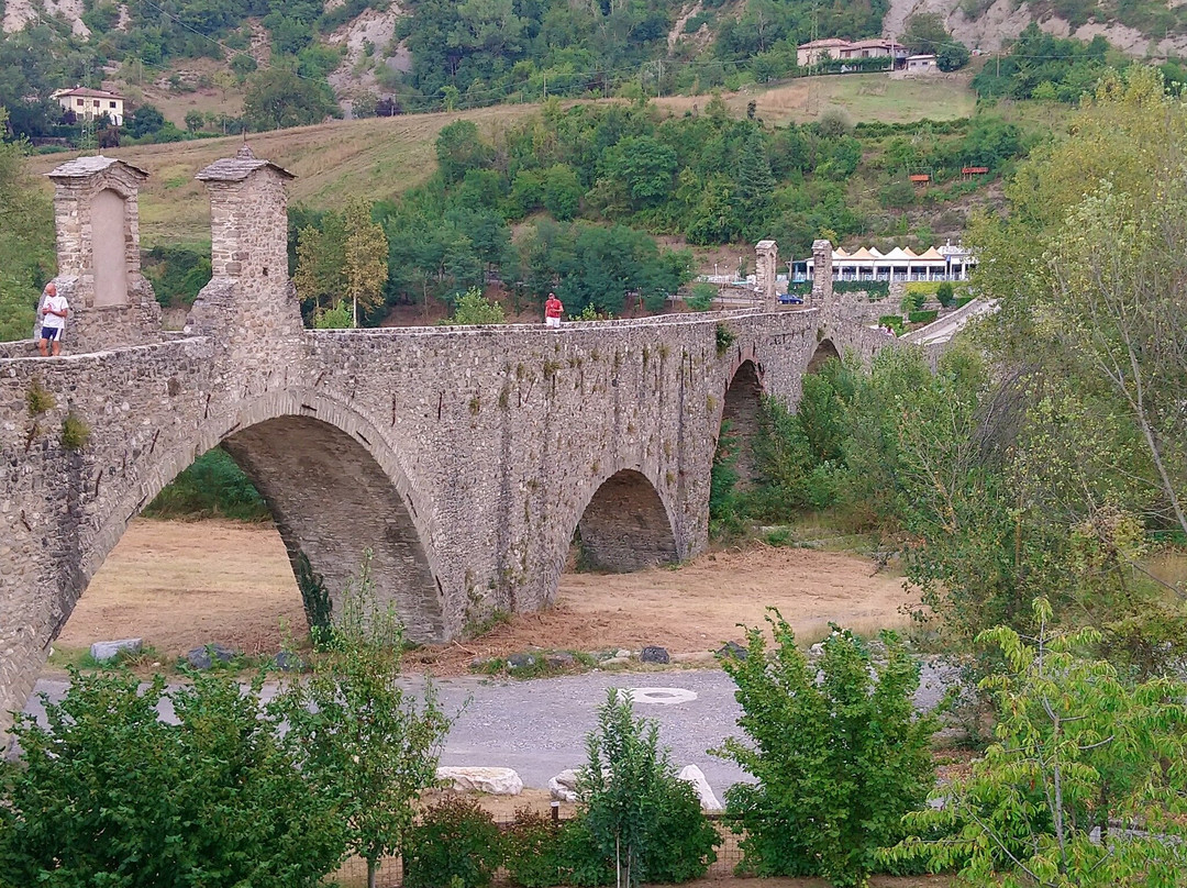 Ponte Vecchio (Ponte Gobbo - Ponte del Diavolo)-Bobbio必去景点